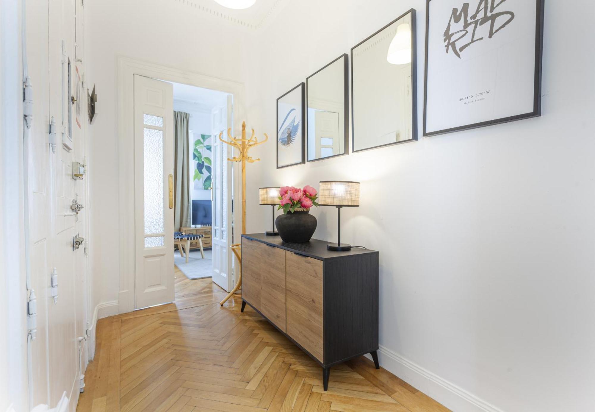Apartamento Santa Ana Place En Madri Exterior foto